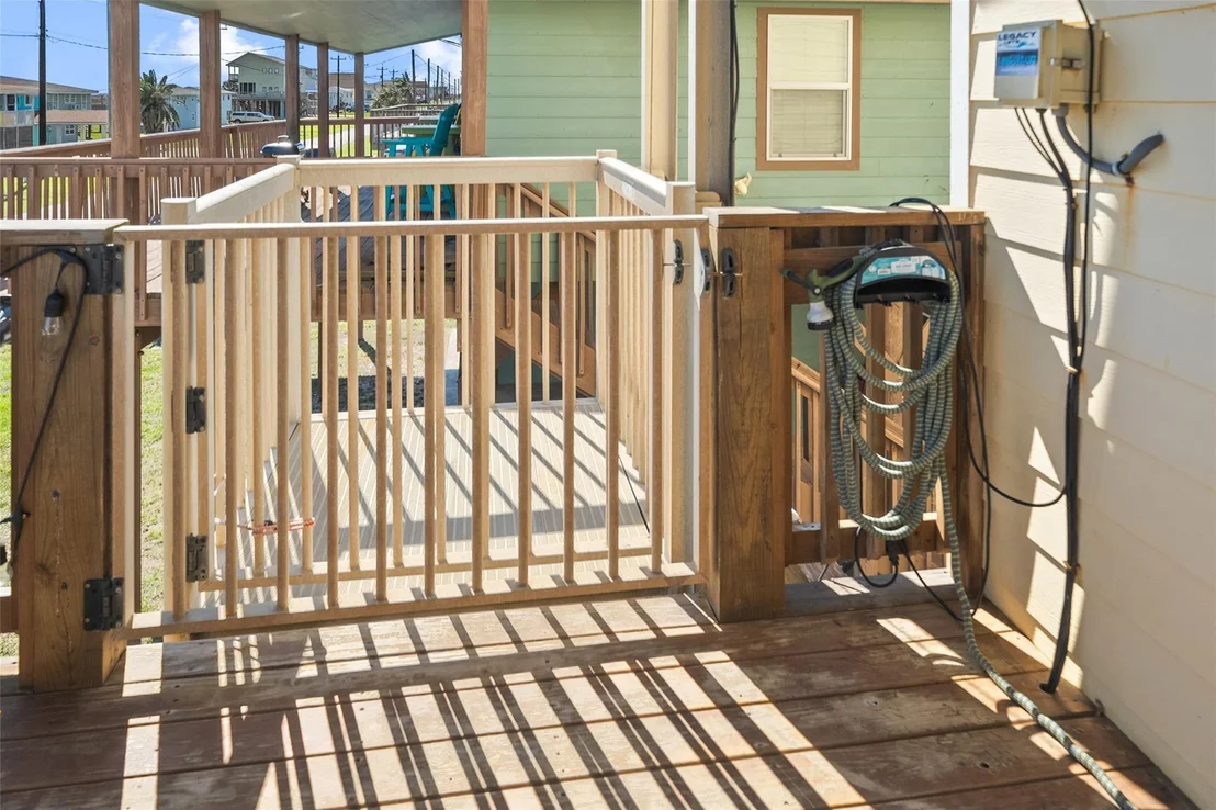 Photo of 521 Beachfront Drive