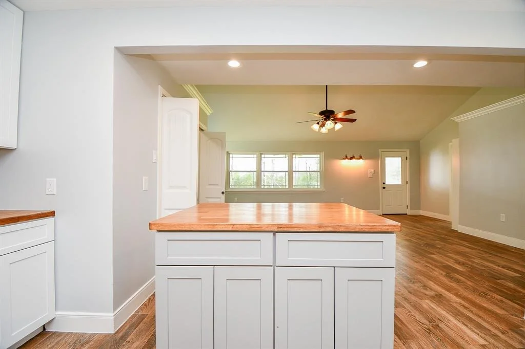 Photo of 23585 Joseph Road