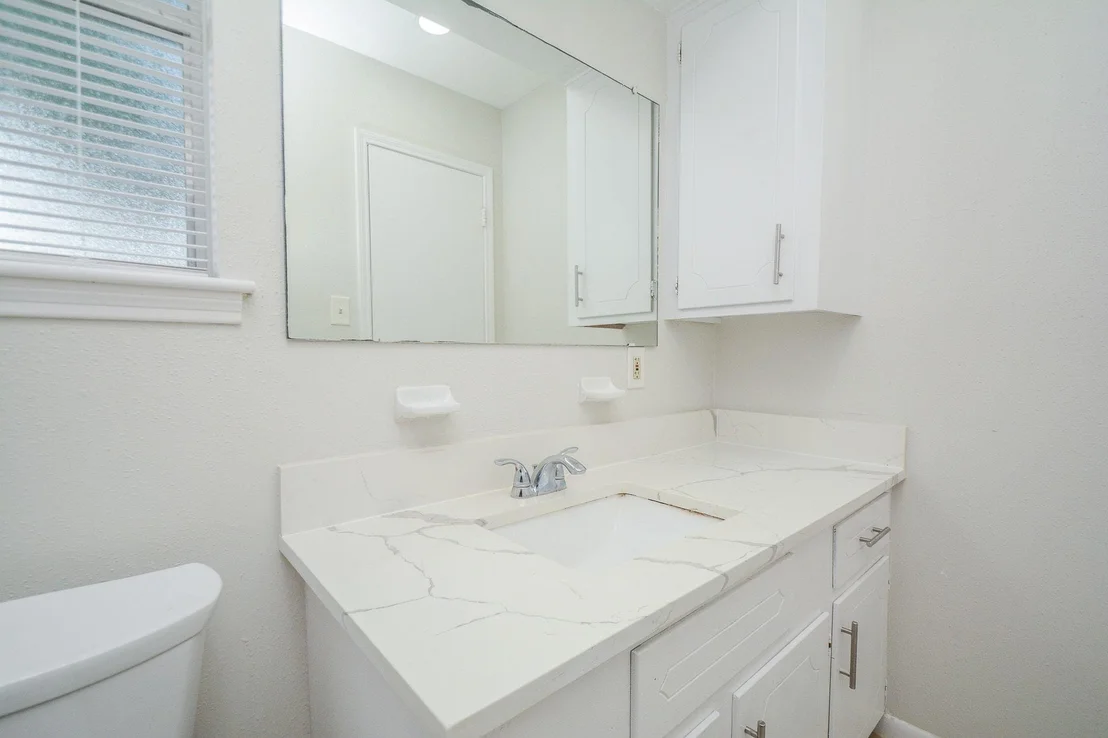 Photo of 6002 Verdome Lane