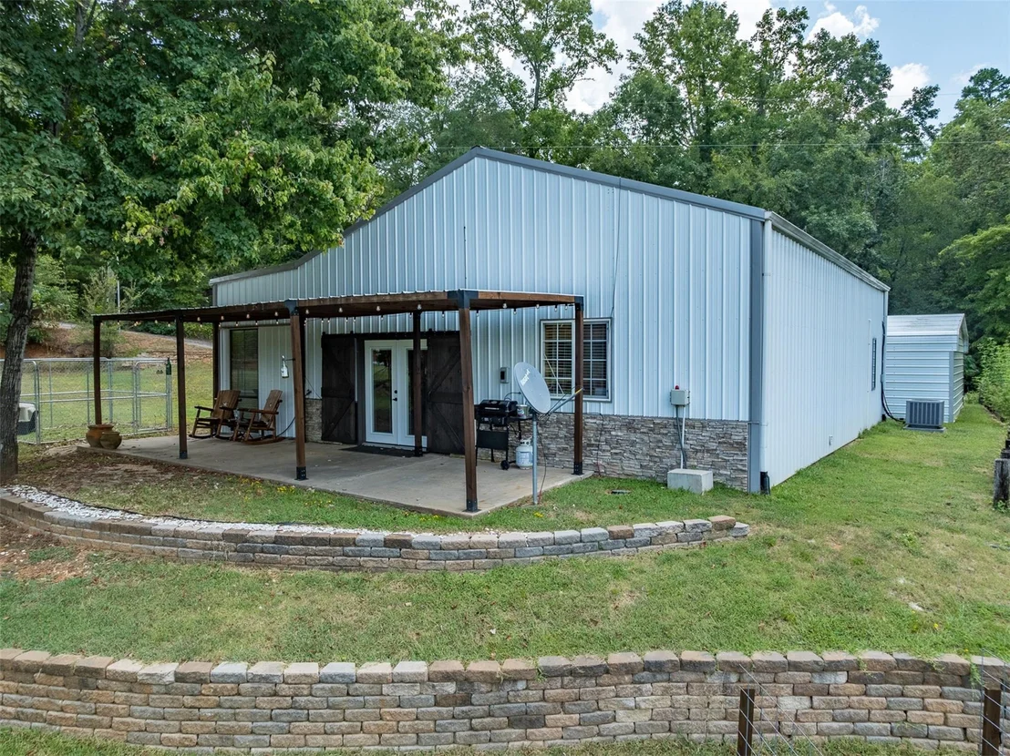 Photo of 240 Private Road 5515