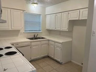 Photo of 61 S Waxberry Road