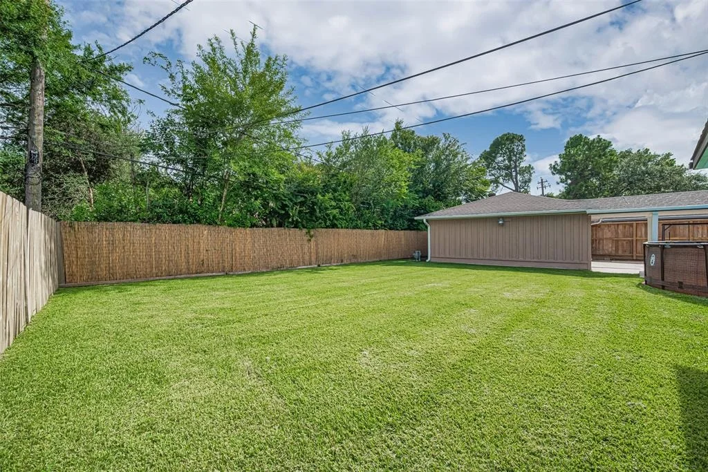 Photo of 5519 Valkeith Drive