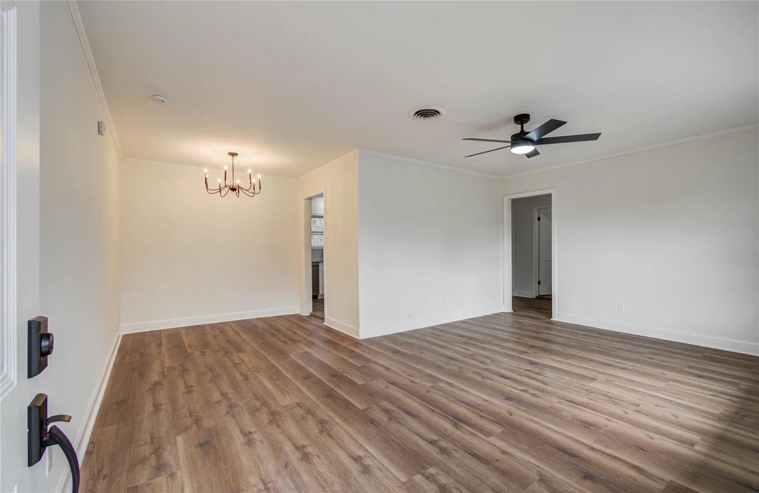 Photo of 2417 Pecan Street