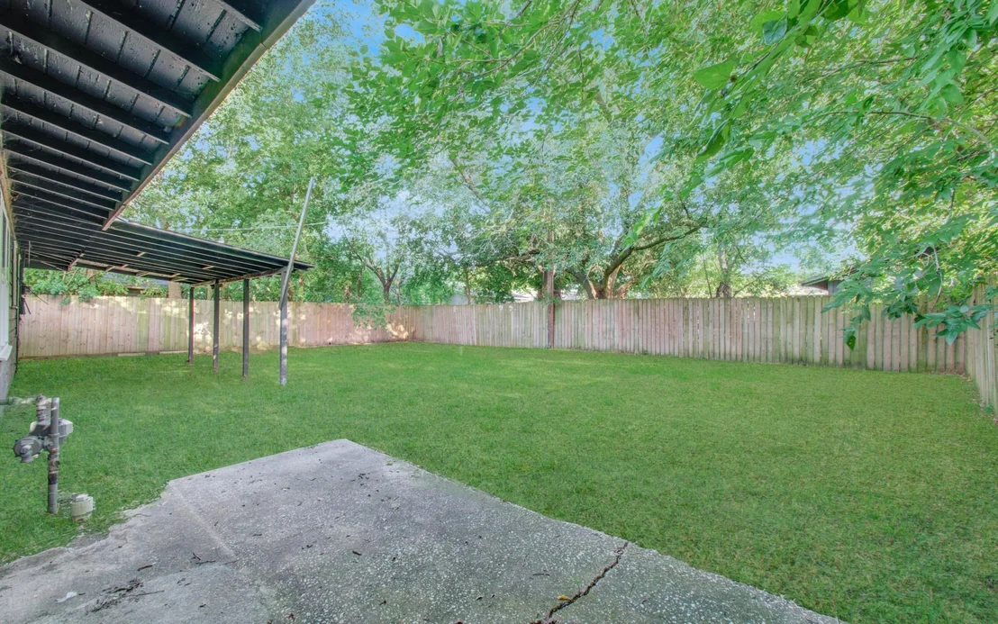 Photo of 5634 Ridgeway Drive