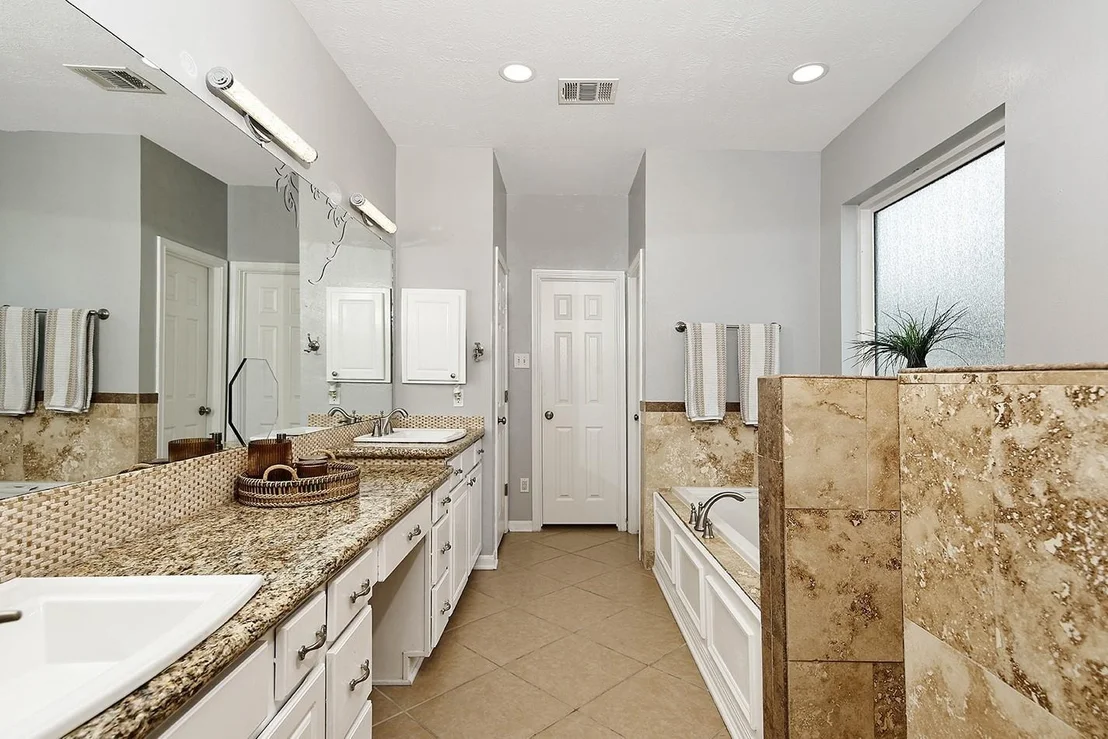 Photo of 18834 Forest Elms Drive