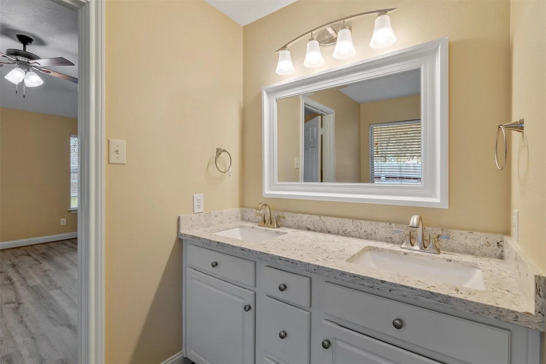 Photo of 20922 Sandy Briar Court