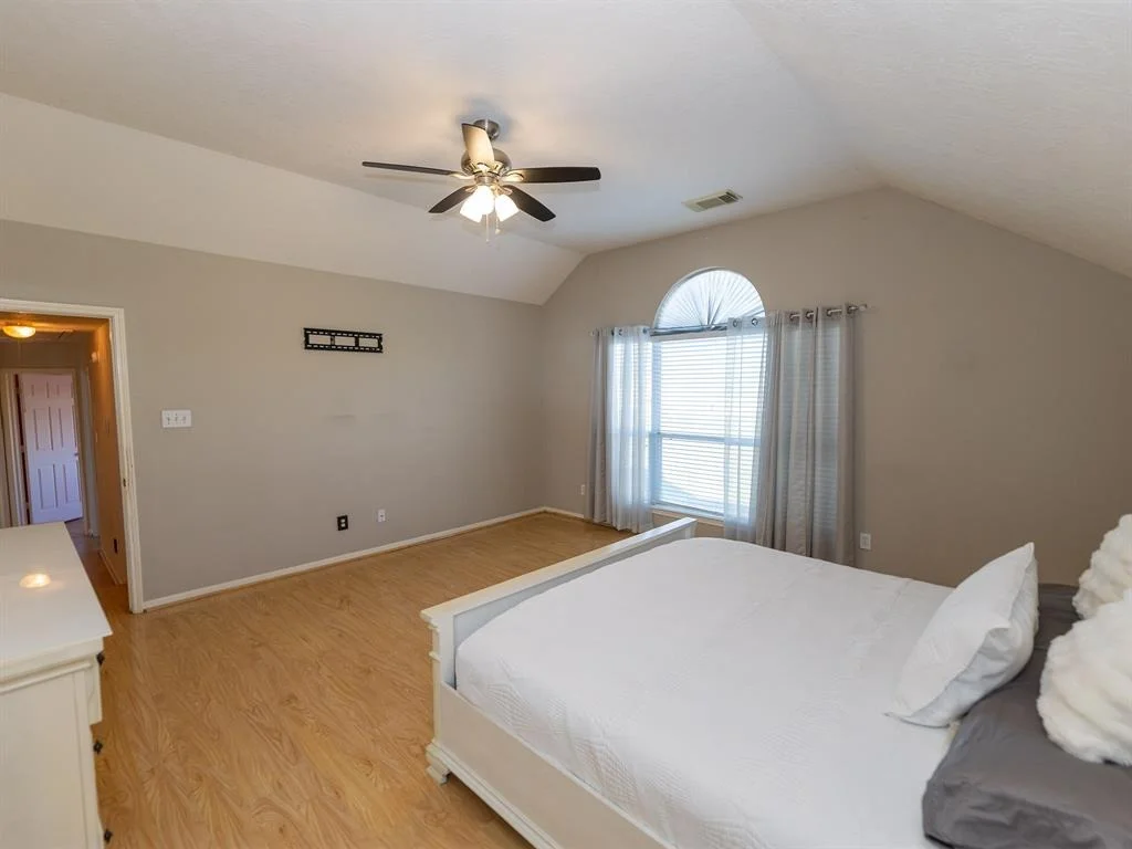 Photo of 5411 Summer Oak Drive