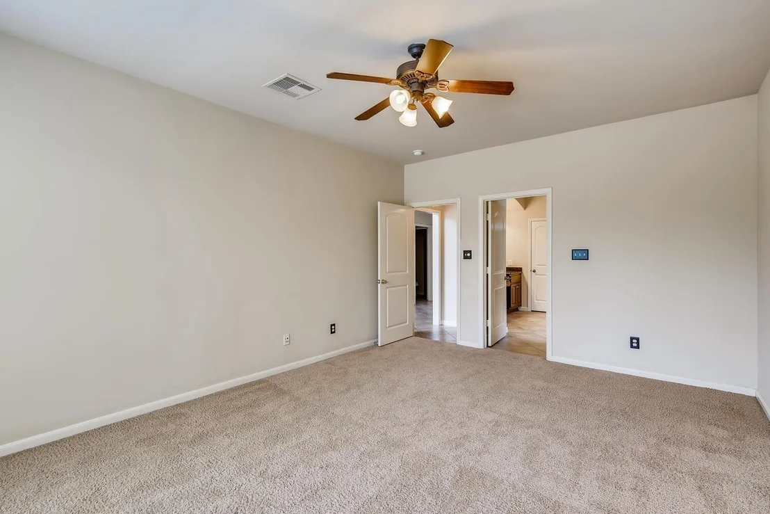 Photo of 4211 Middleoak Grove Lane