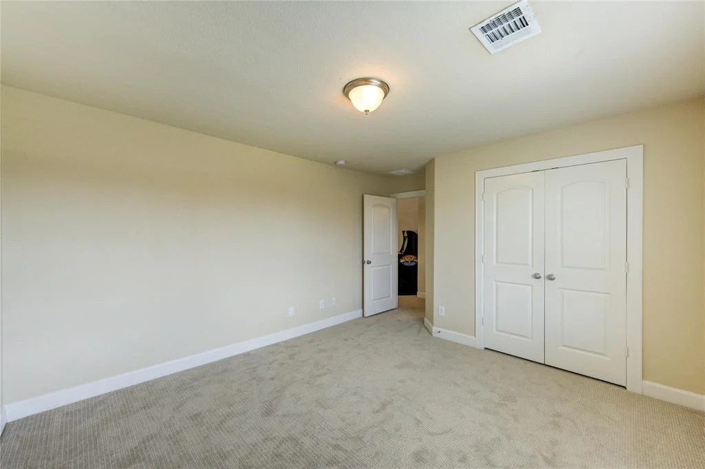 Photo of 7711 Trailing Oaks Drive