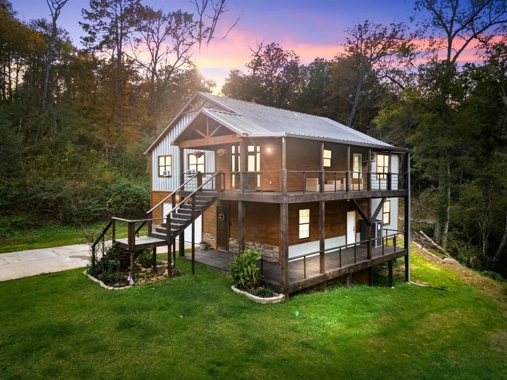 Photo of 451 Spring Ridge Road