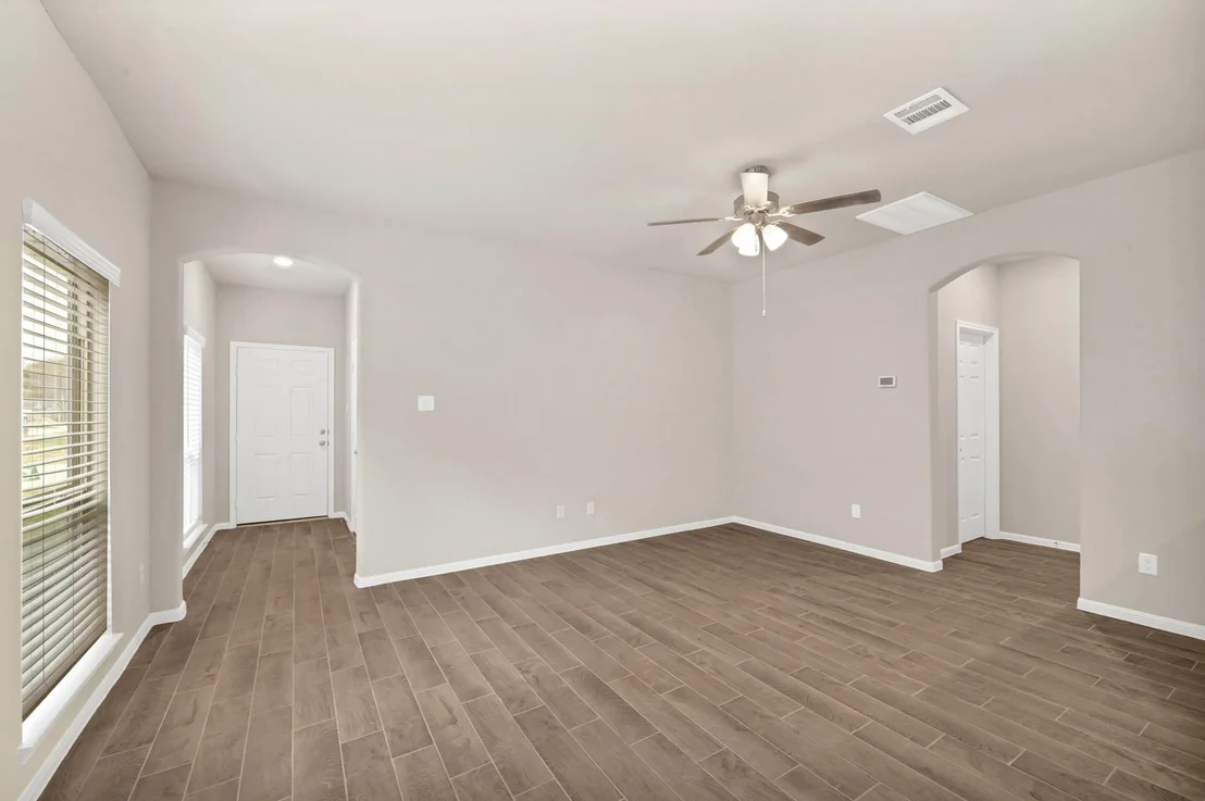 Photo of 214 Emerald Thicket Lane