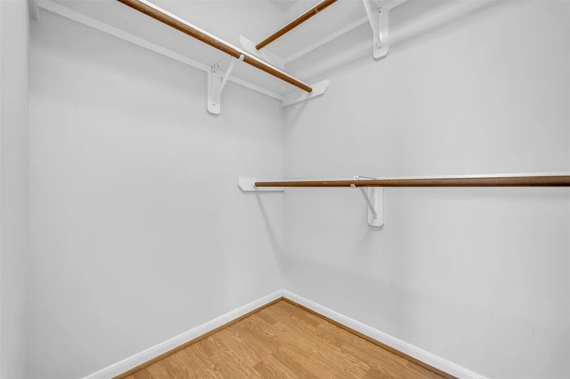Photo of 4109 Oak Point Drive