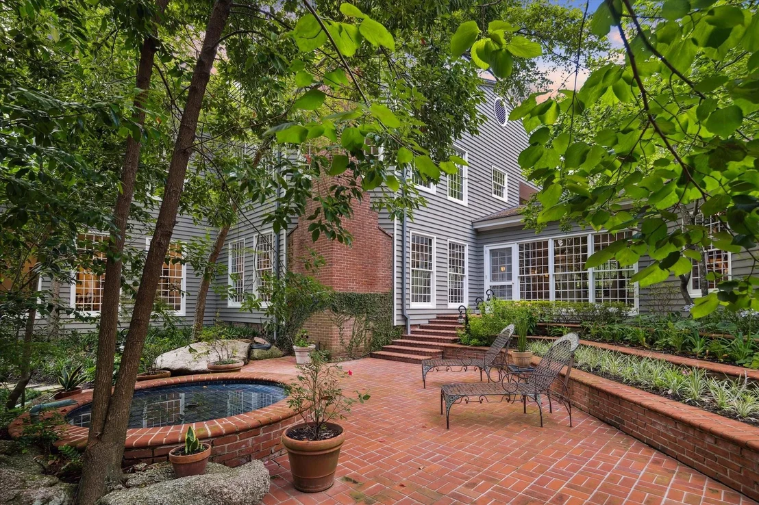 Photo of 3971 Inverness Drive