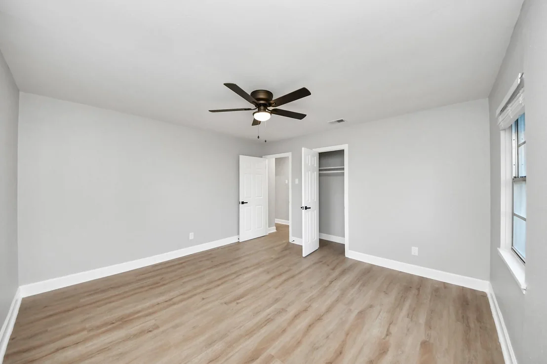 Photo of 1812 Locklaine Drive