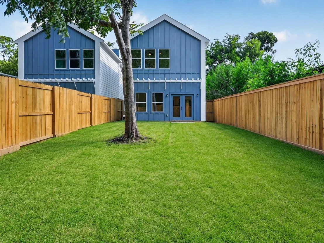 Photo of 1526 Armada Drive