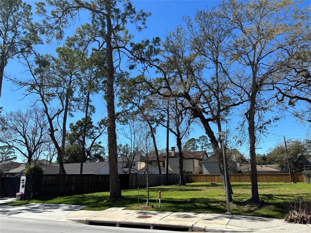 Photo of 12723 Memorial Drive