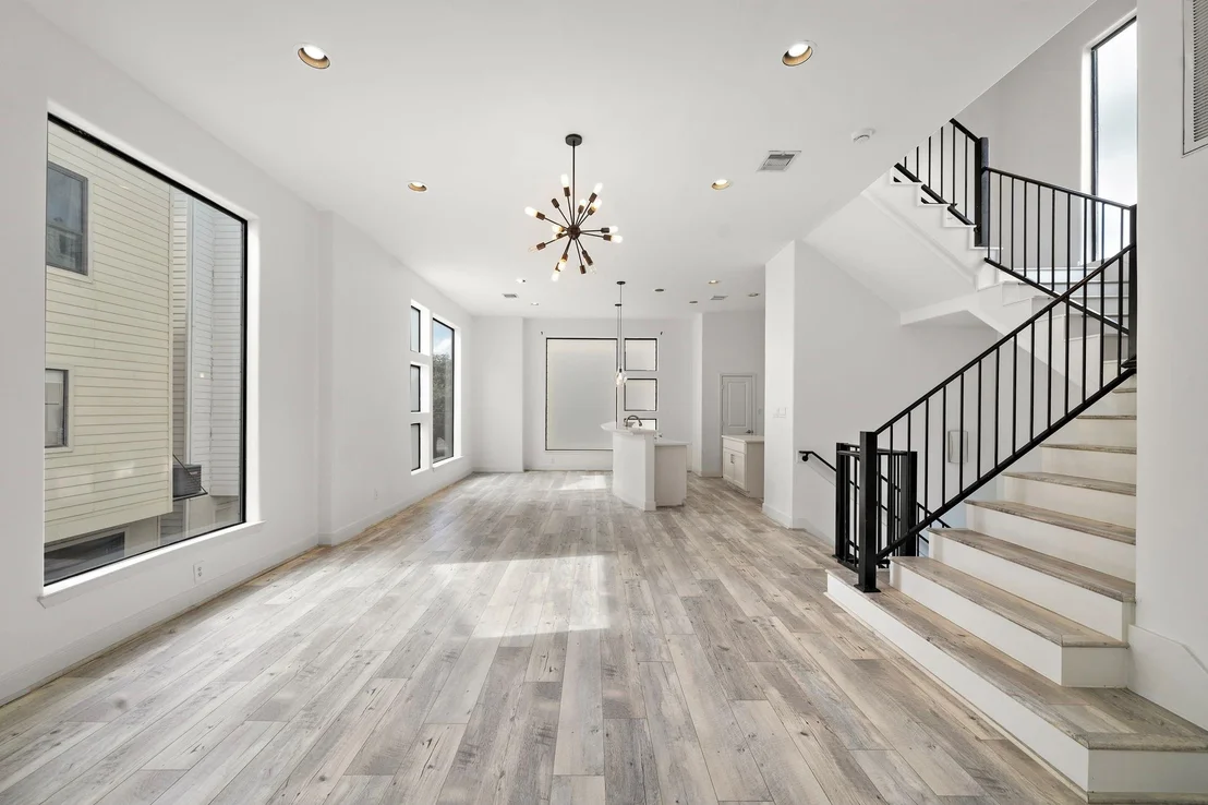 Photo of 906 Reinerman Street