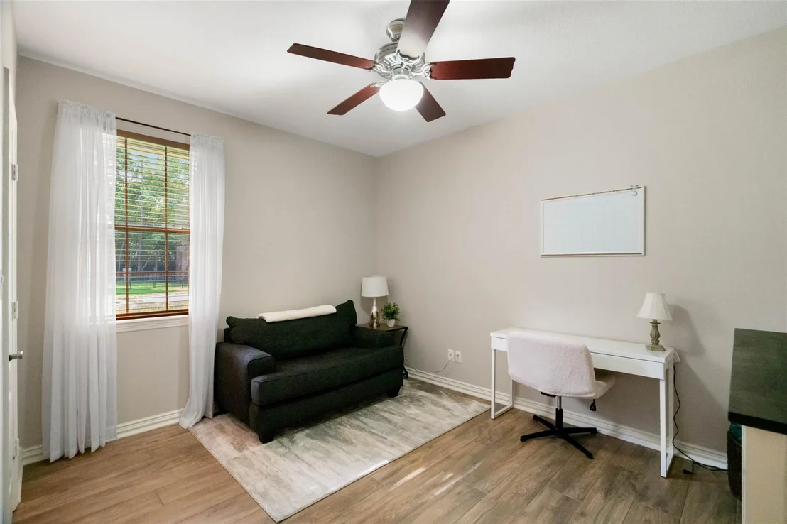 Photo of 910 Commons Vista Drive