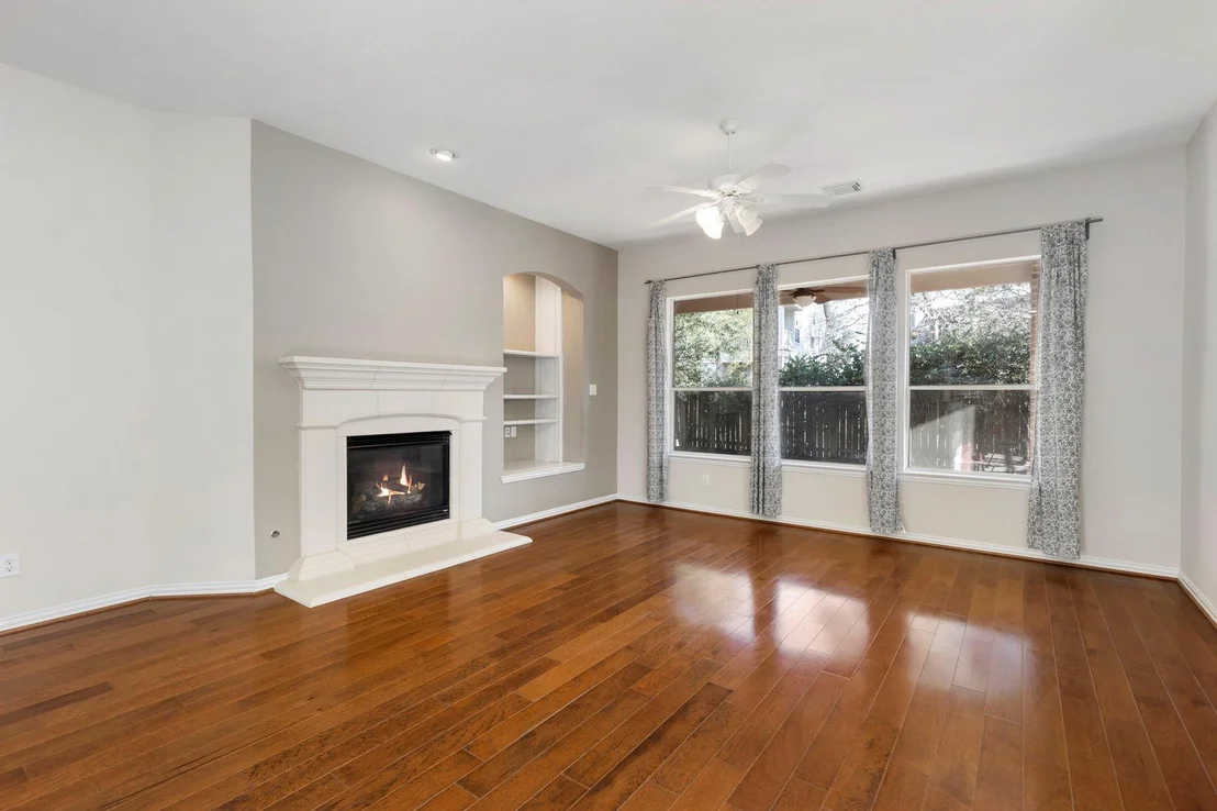Photo of 80 N Frontera Circle