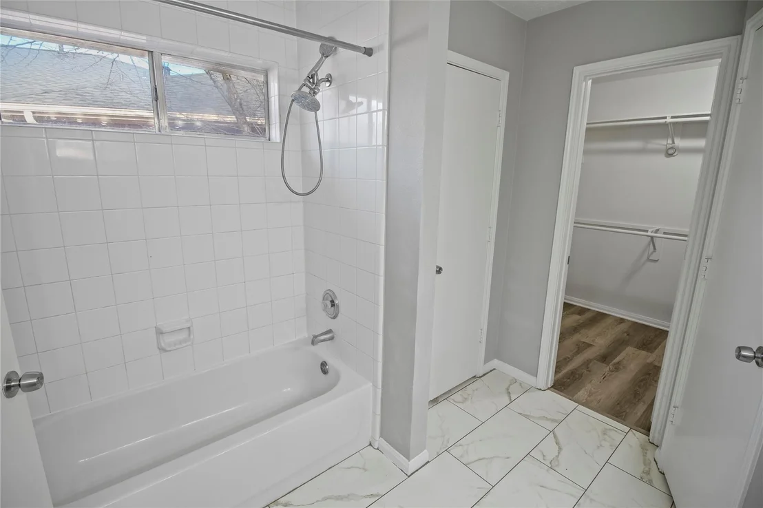Photo of 20418 Cherry Haven Circle