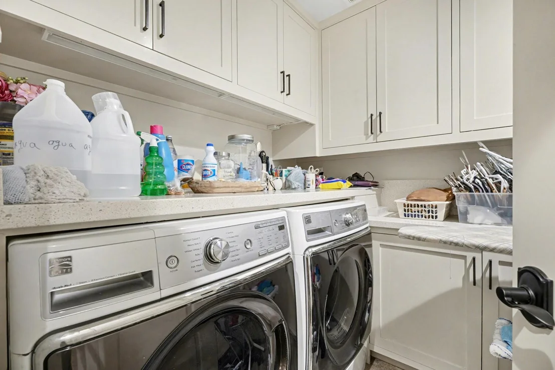 Photo of 8515 Edgemoor Drive
