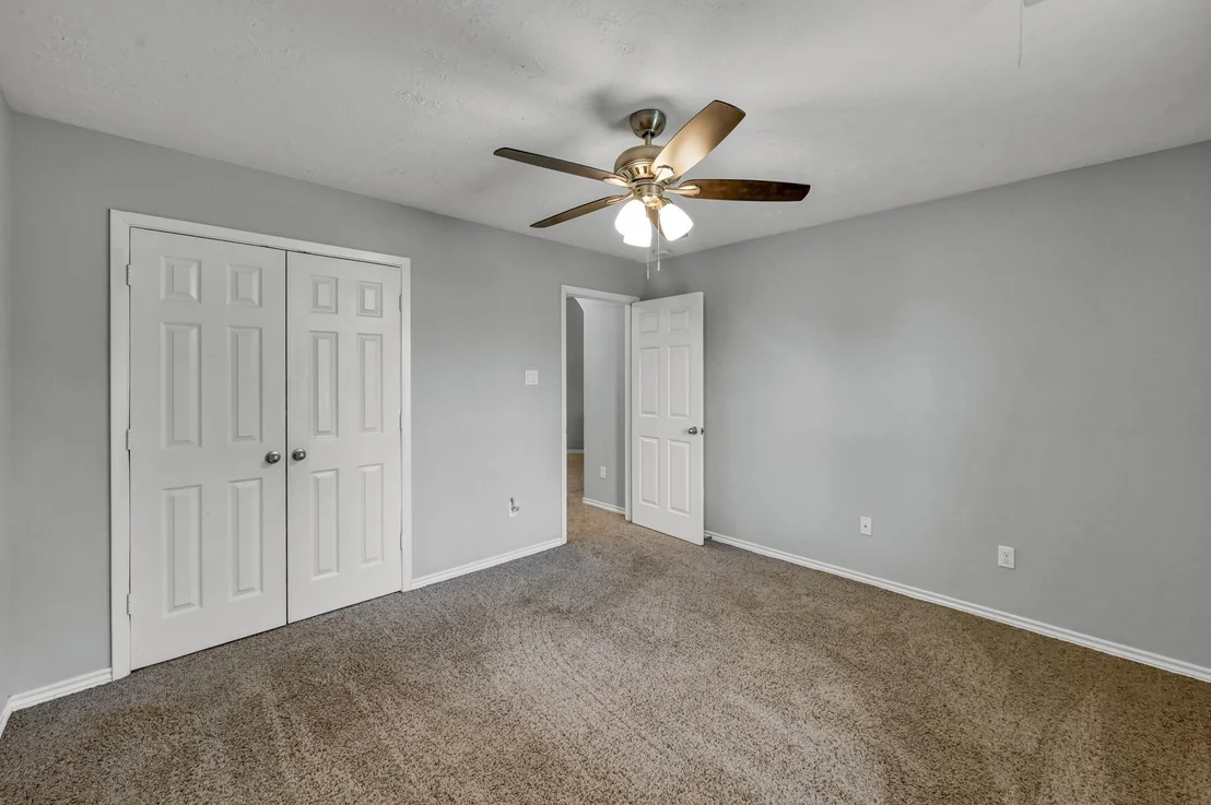 Photo of 327 Cape Conroe Drive