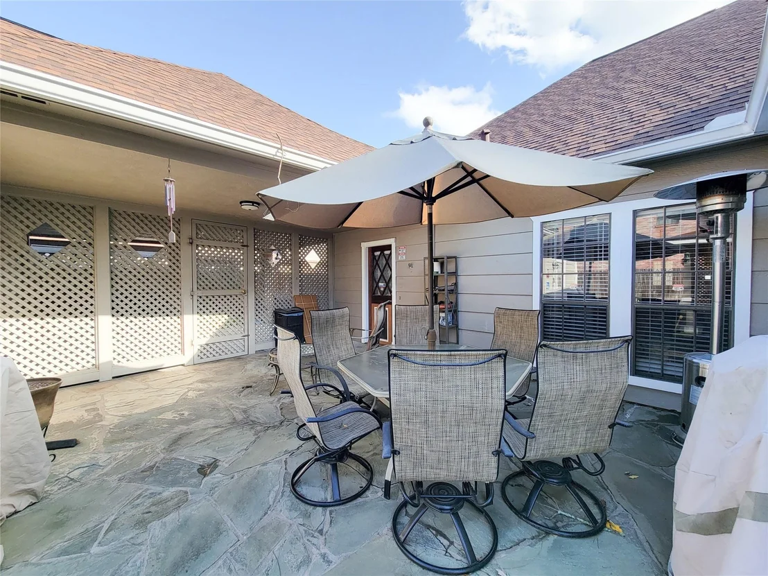 Photo of 5810 Glenmere Lane