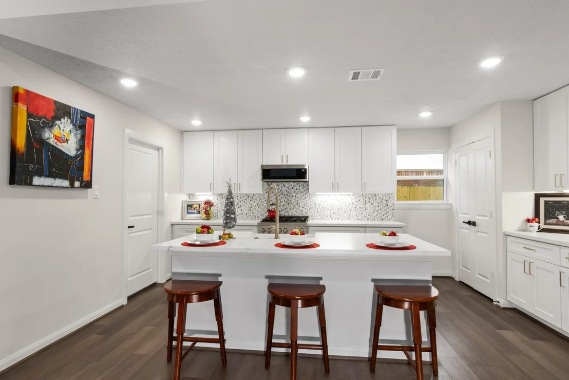 Photo of 6115 Lymbar Drive
