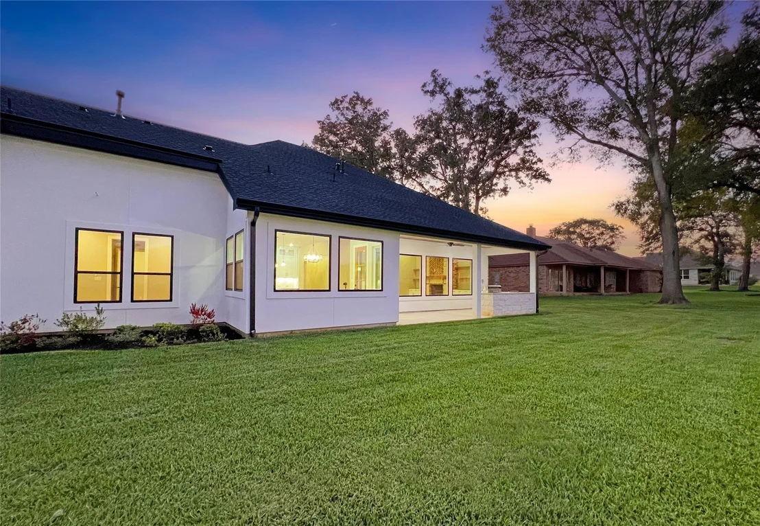 Photo of 210 Hogan Ln