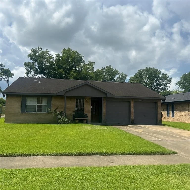 Photo of 3207 Westhampton Drive