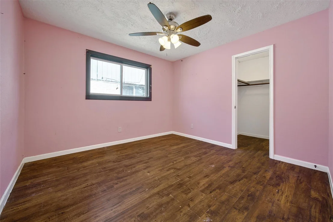 Photo of 426 N Compass Rose Circle