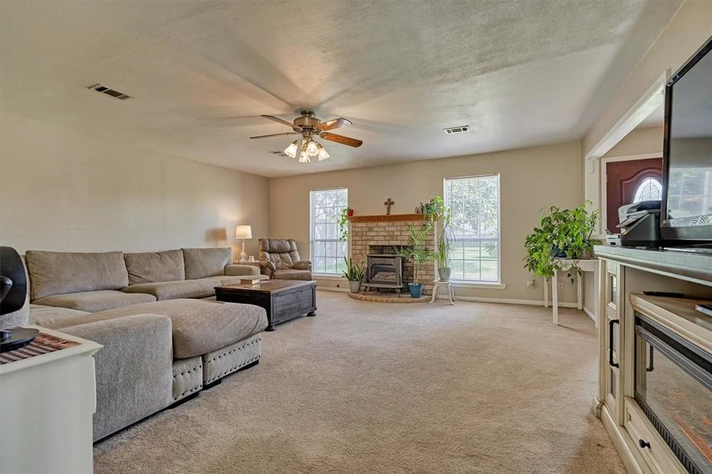 Photo of 23803 Ironside Road