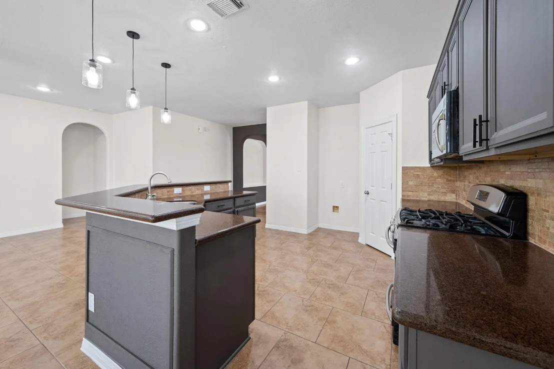Photo of 2909 Castleton Bay Lane
