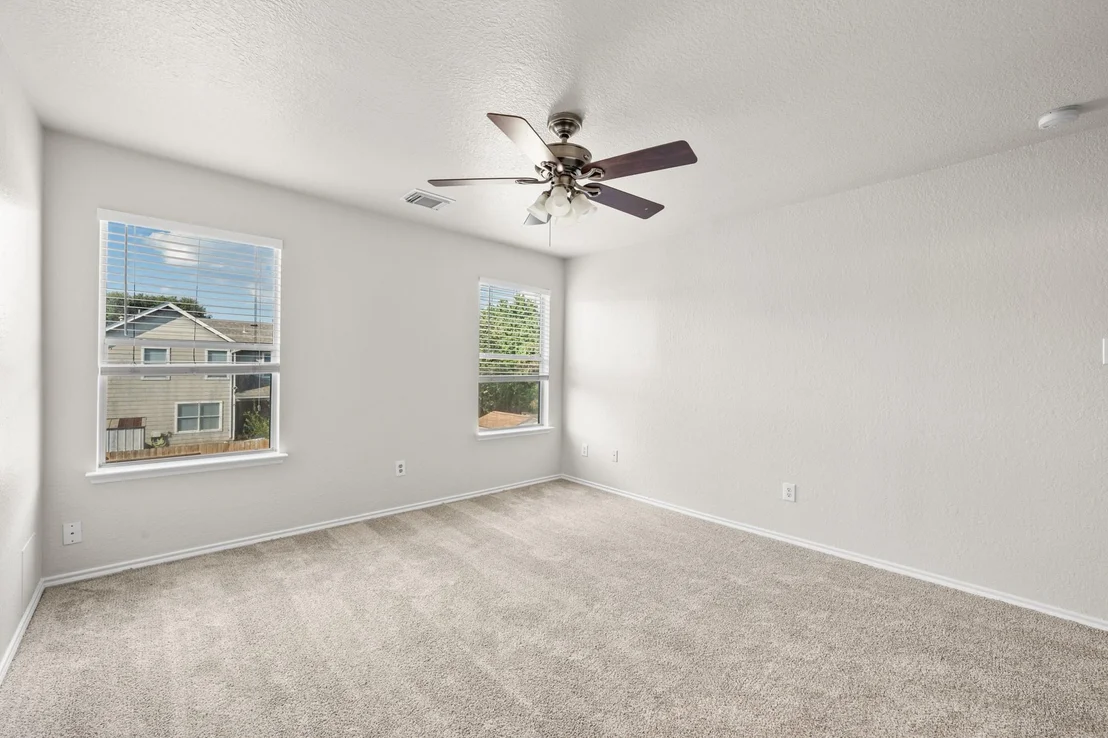 Photo of 11422 Log Cabin Lane
