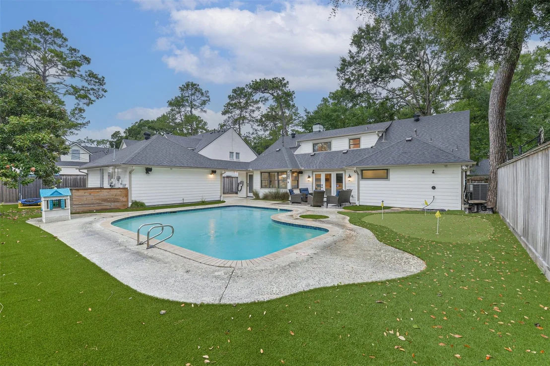 Photo of 10015 Lynbrook Drive