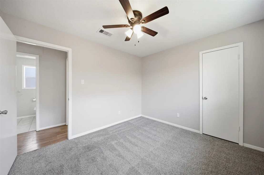 Photo of 24015 Spring Mill Lane