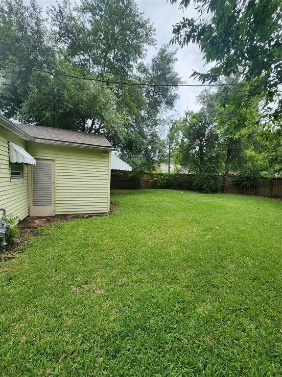Photo of 5918 Lancaster Street