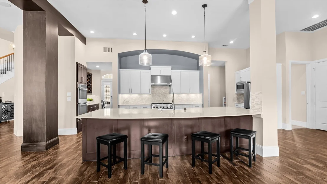 Photo of 6815 Birdseye Maple Lane