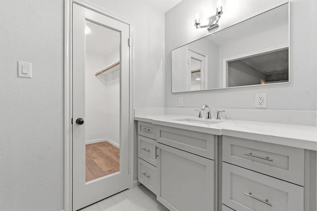 Photo of 16303 Deer Lick Drive