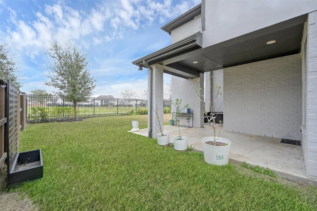 Photo of 6718 Waxbill Road