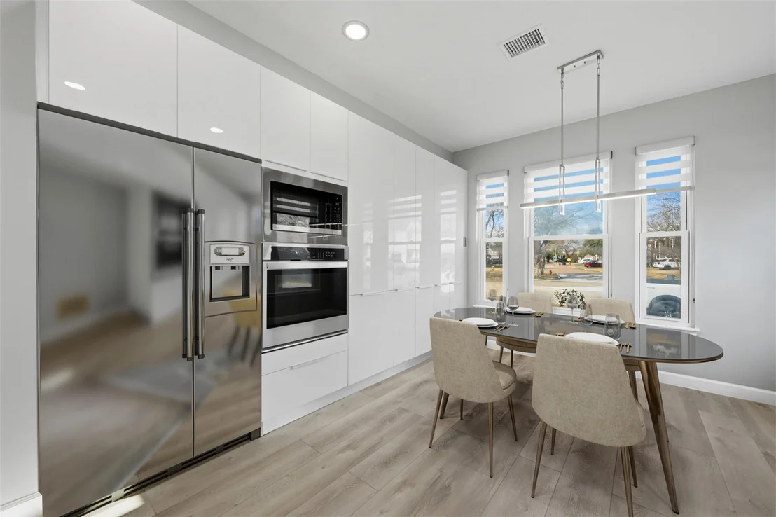 Photo of 12207 Meadow Crest Drive