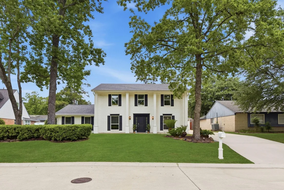 Photo of 28815 Enchanted Drive