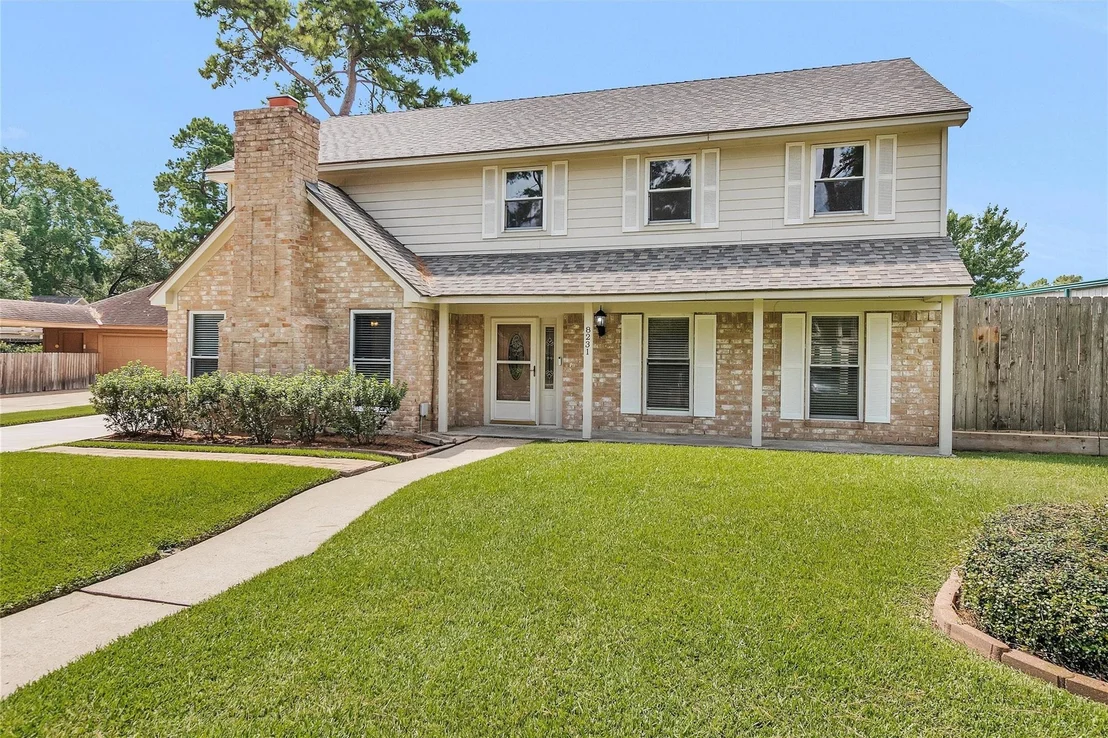 Photo of 8231 Glencliffe Lane