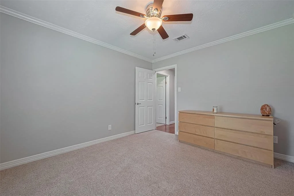 Photo of 12806 Lakecrest Drive