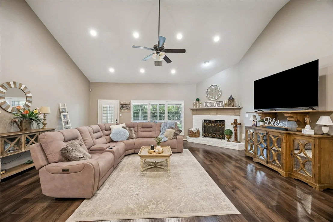 Photo of 1413 Ward Bend Street