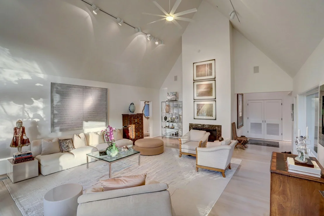Photo of 2003 Arrowwood Circle N