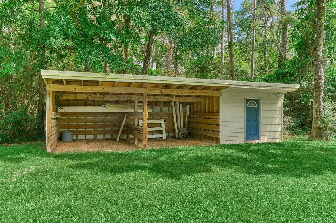 Photo of 11062 N Hidden Oaks