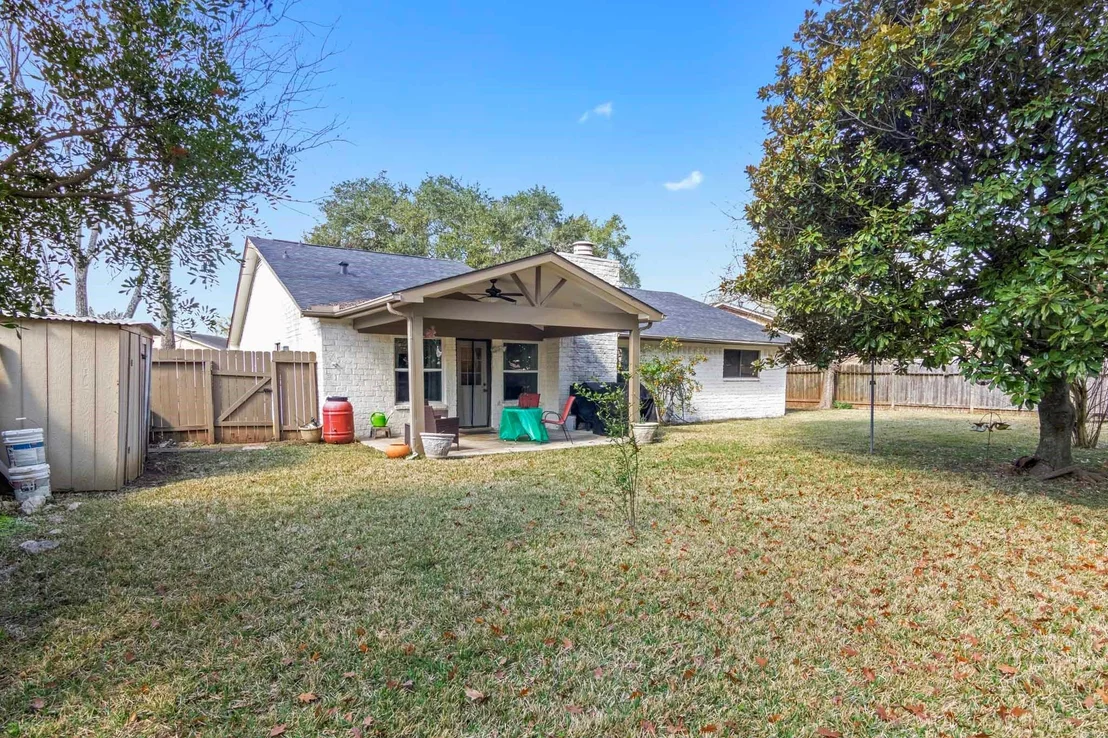 Photo of 2551 Buffalo Trail