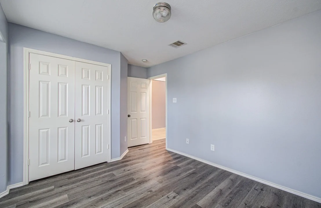 Photo of 13915 Fort Nelson Drive
