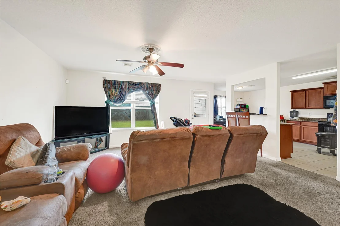 Photo of 106 Mojave Lane